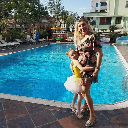 Prestigio Hotell 3*